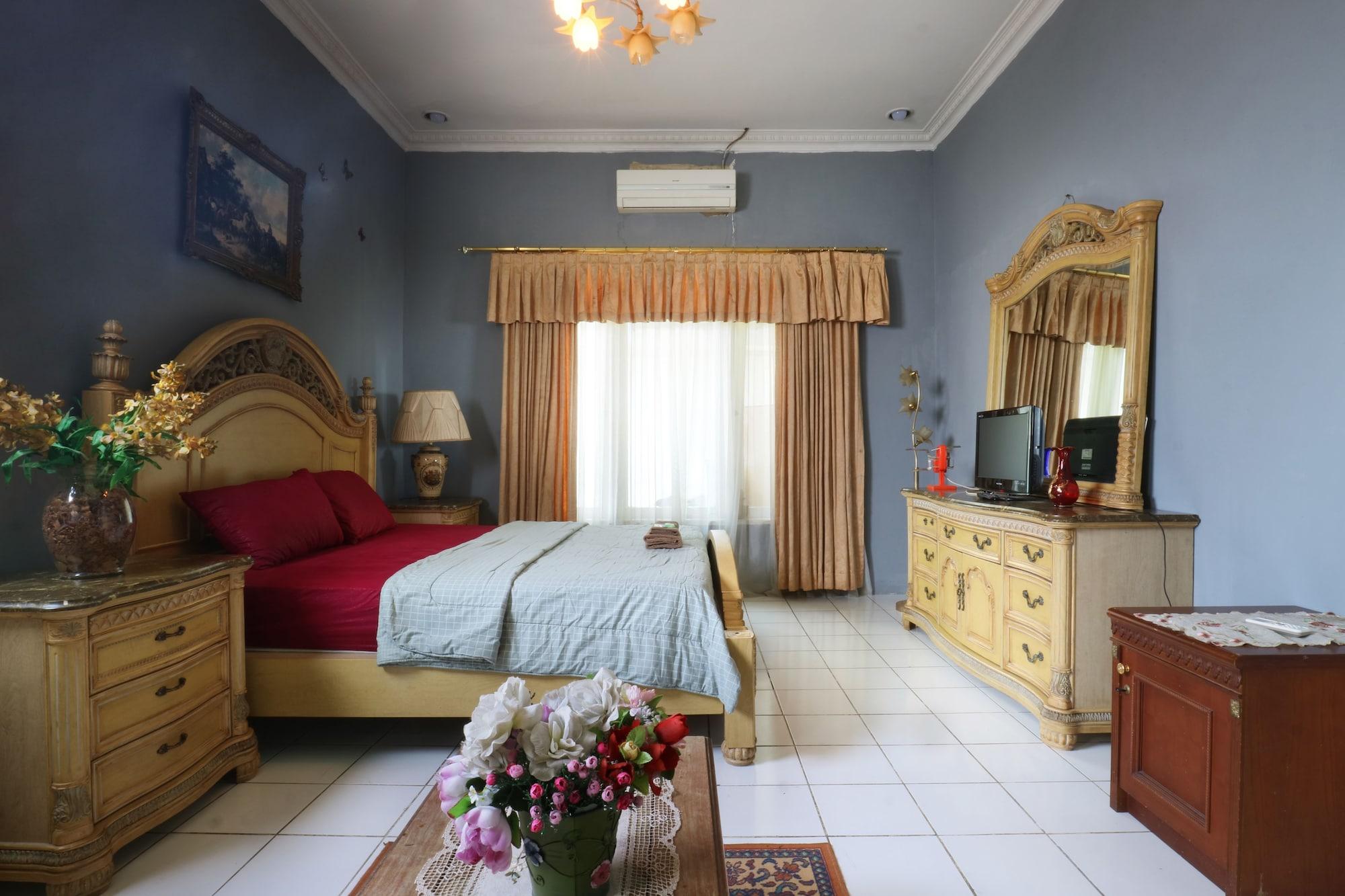 Villa Sri Manganti Jakarta Bagian luar foto