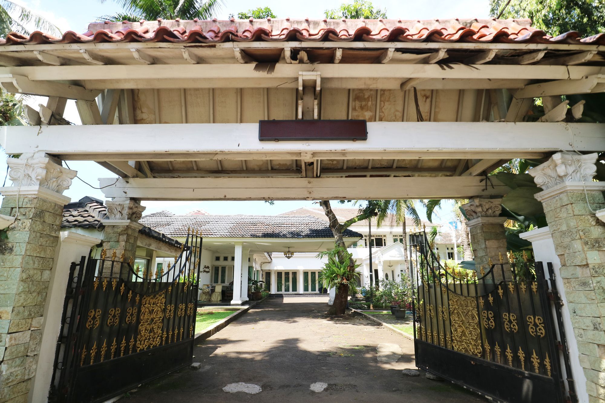 Villa Sri Manganti Jakarta Bagian luar foto